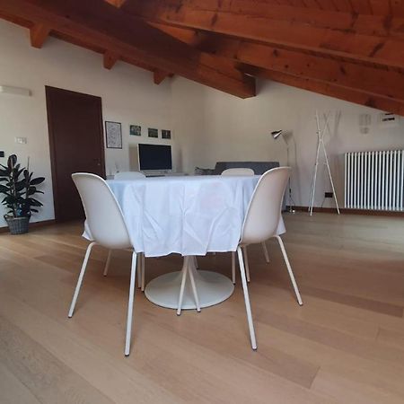 Appartamento Residenza Lavinia モンフォルテ・ダルバ エクステリア 写真
